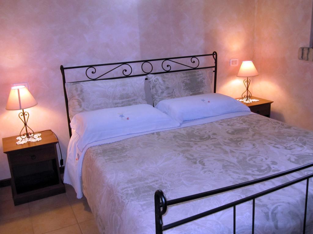 Agriturismo Tenuta Santa Maria 노타레스코 외부 사진